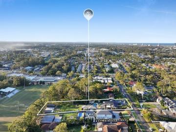 TWO RESIDENCES ON 4,087m2 RARE INNER CITY ACREAGE