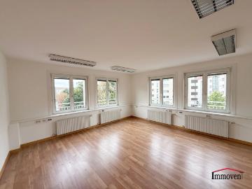 UNBEFRISTET und SANIERT: Großzügige Wohnung mit...