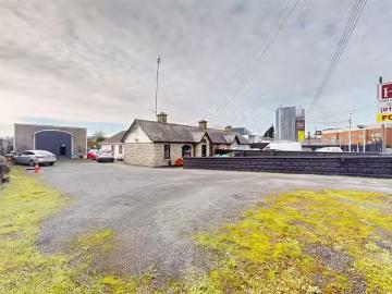 Charming 484 Ballymount Cottages, Turnpike Road,...
