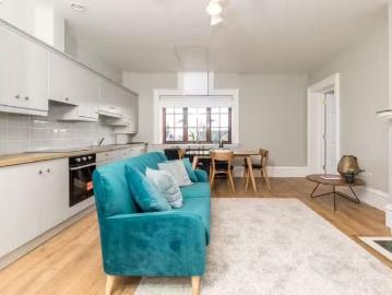 For Rent! Apartment 5, Jameson House, The Village,...