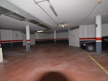 Urbis te ofrece unas plazas de garaje abiertas en...
