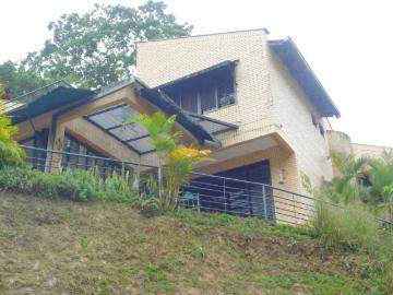 Venta Town House Urb. MonteClaro Laguna