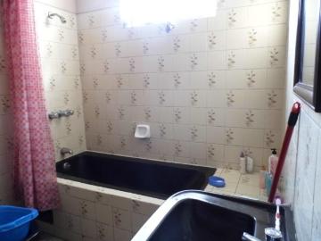 Venta de casa en esquina en av las flores sjl
