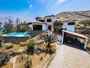 VENTA DE CASA RESIDENCIAL EN EXCLUSIVA ZONA CUSIPATA,...