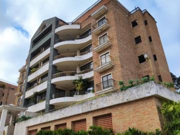 Se vende PB 740m2 Los Naranjos del Cafetal 5195