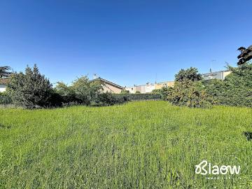 Vente Terrain constructible 569 m2 Meyzieu