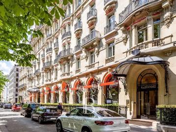 Vente Appartement 3 pièces 65.34 m2 Paris 8ème