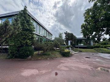 Vente Bureaux 0 pièces 1538 m2 La Celle Saint Cloud