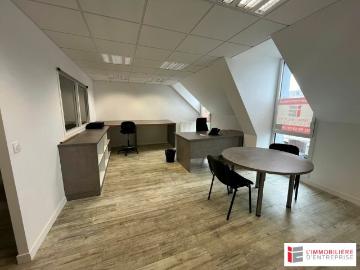 Vente bureau Saint Malo Proche bus et axes principaux