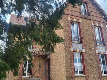 Vente Maison 10 pièces 230 m2 La Ferté sous Jouarre
