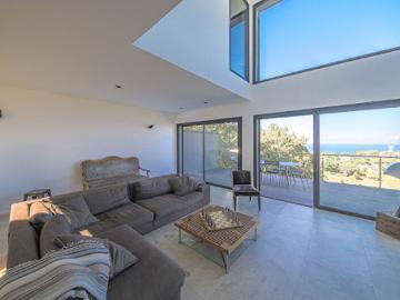 Vente Maison 4 pièces 150.3 m2 Bastia