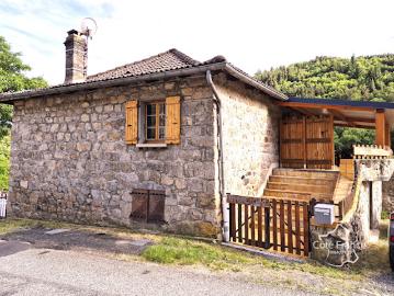 Vente Propriété 4 pièces 66 m2 Saint Julien Boutières