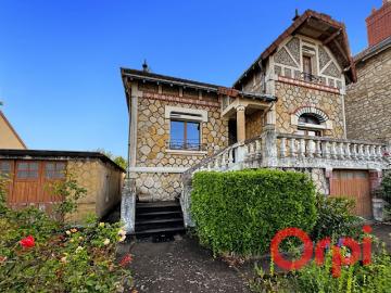 Vente Maison 5 pièces 138 m2 Saint Amand Montrond