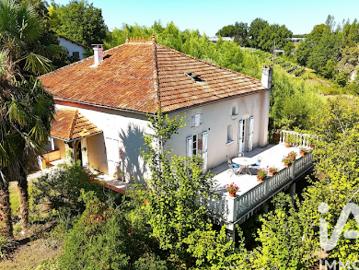 Vente Maison 5 pièces 168 m2 Saint Nazaire de Valentane