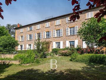 Vente Maison 6 pièces 156.76 m2 Chatillon