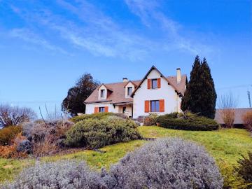 Vente Maison 8 pièces 160 m2 Chambon