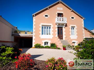 Vente Maison 8 pièces 186 m2 Chatelaillon plage