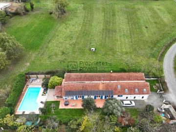 Vente Maison 9 pièces 260 m2 Montjoire