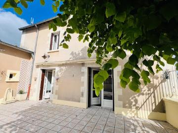 Vente Maison 4 pièces 99 m2 Saint Sauveur