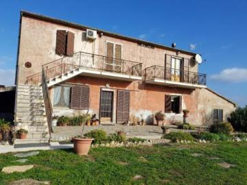 VENDESI PODERE NELLA ZONA DI FONTEBLANDA IN DOLCE...