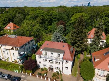 vermietete 5 Raum Wohnung direkt am Clara Zetkin Park...