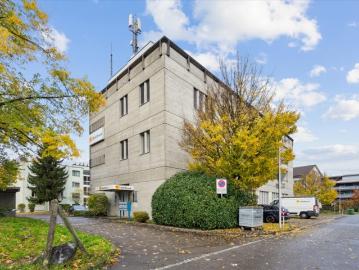 Viel Platz für Ihre Ideen 293 m² lichtdurchflutete...