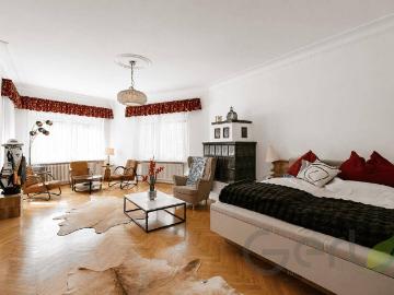 Vielseitiges Stadthaus mit Garten – Ideal für...
