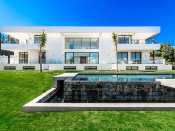 Villa / Chalet de lujo 913 m2 en venta, Paraiso alto,...