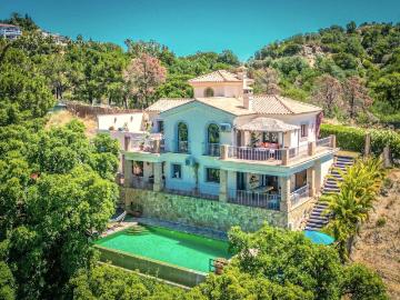 Villa / Chalet de lujo 298 m2 en venta, Marbella, España