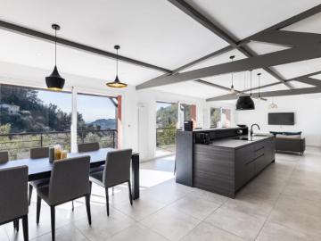 Villa contemporaine d'exception dans un écrin de...