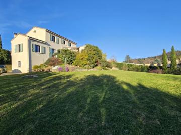 Villa d'architecte T5 avec prestations hauts de Gamme