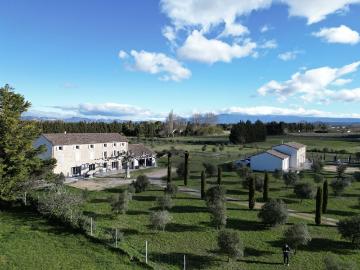 Villa de luxe de 16 chambres en vente Pernes les...