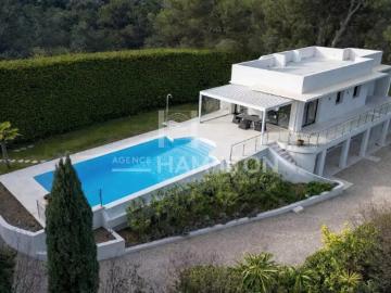 Villa Exceptionnelle: 160 m² avec Piscine et Vue à 360°,...