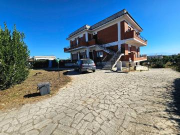 Villa in vendita a Anzio RM