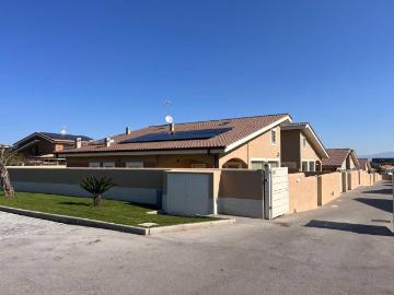 Villa in vendita a Anzio RM