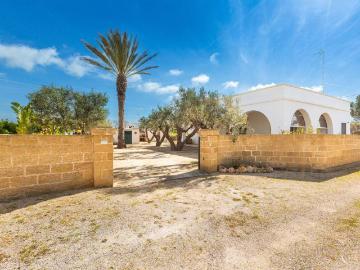 Villa in vendita a Alliste LE