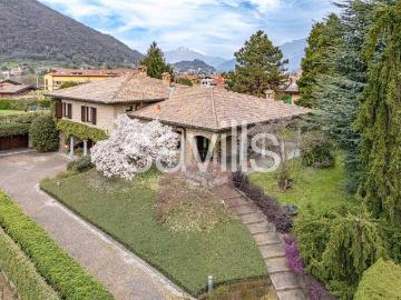 Villa in vendita a Brivio LC