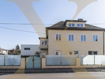Villa in ruhiger Siedlungslage im Wasserwald in Linz zu...