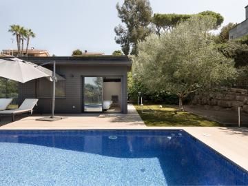 Villa Lumière – Between Barcelona, sea & mountains