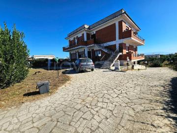 Villa singola in vendita ad Anzio, Rinascimento