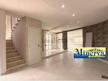 Villetta bifamiliare in vendita di 215 m² in Via Volturno