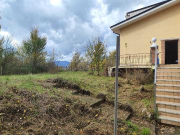 Villetta bifamiliare in affitto di 220 m² in Contrada...