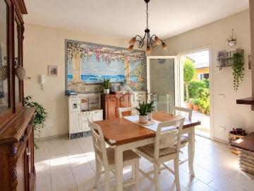 Villetta indipendente in vendita di 145 m² in Via Carraia, 1