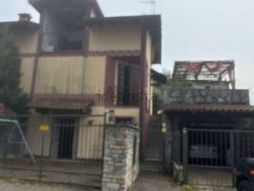 Villetta indipendente in vendita di 233 m² in Via...