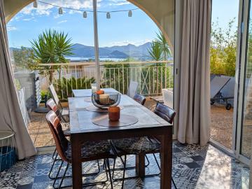 Vue mer, grande terrasse et garage