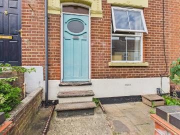 Warwick Street 1 bed in a house share to rent £500 pcm...