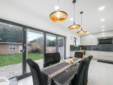 Wards Road, Ilford, 5 Bedroom Terraced