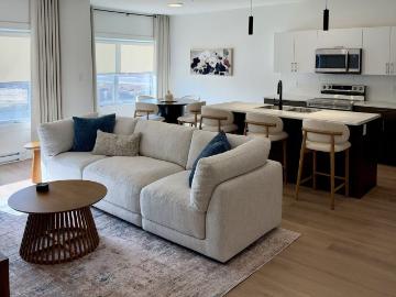 Warner Estates Studio Apartment for Rent at 305 Warner...