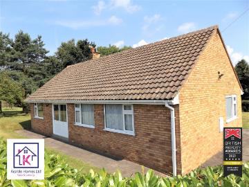 Watling Street, Cannock, Staffordshire WS11, 3 bed...