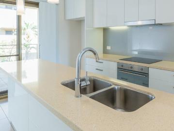 WELCOME to the Indian Ocean Suites! $2,000 PER WEEK RENT!